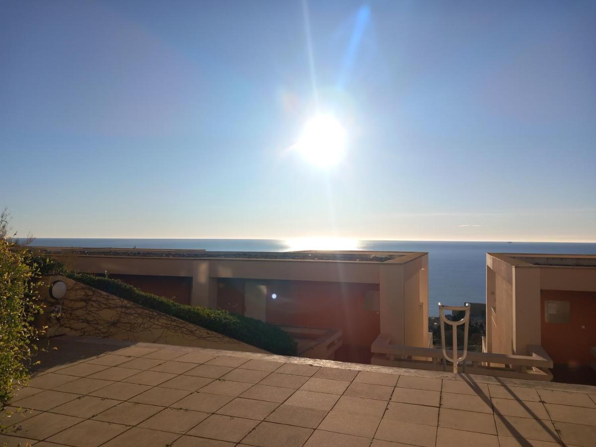 Chambre D'Hote - Vue Mer Au Mont Saint-Clair Сет Екстериор снимка